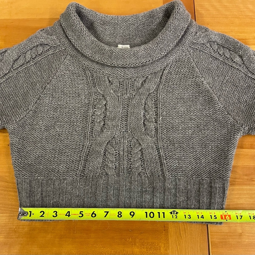 Hinge short sleeve wool/alpaca blend crop sweater medium - Picture 6 of 8